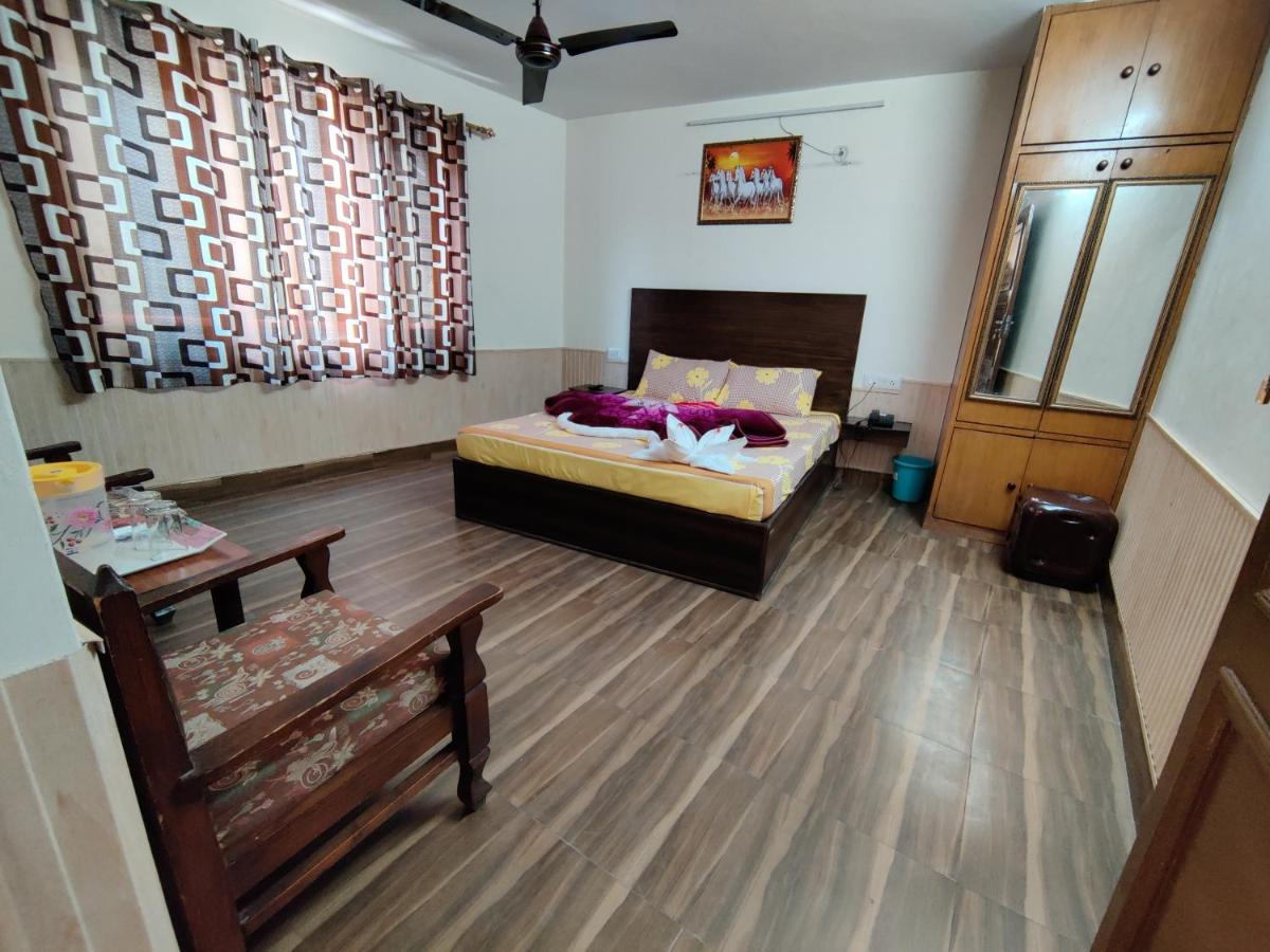 Hotel Alankar Манали Экстерьер фото